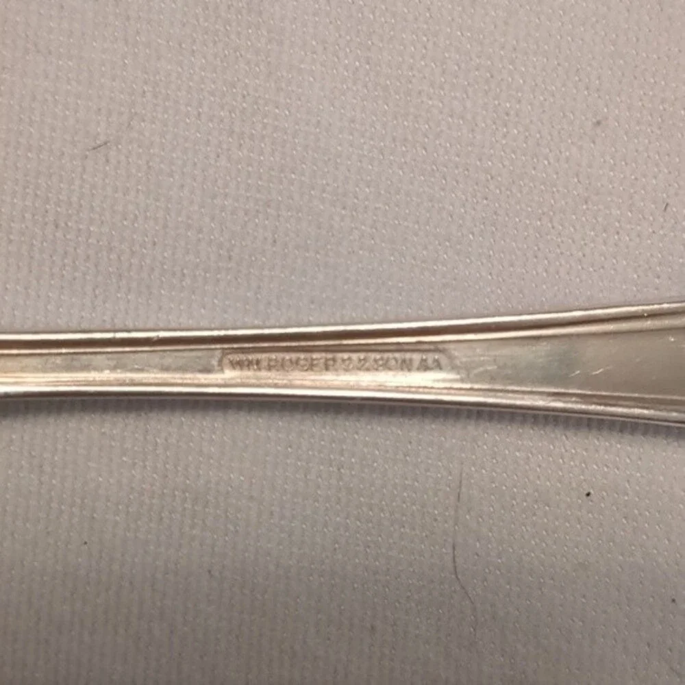 Wm Rogers & Son AA Silverplate 6 salad or dessert forks Mayfair 1923